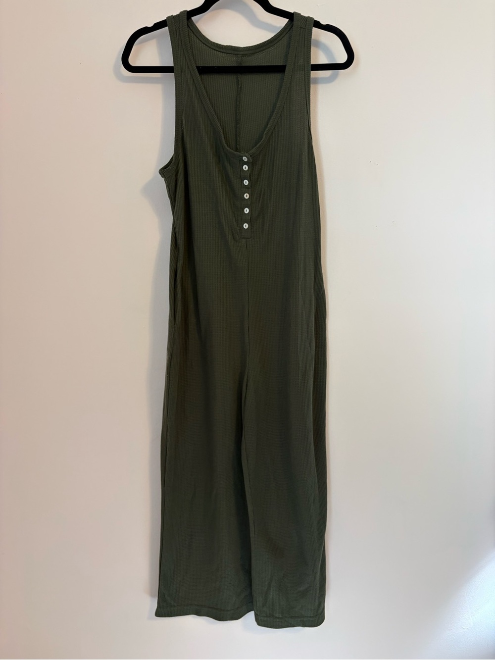 Sleeveless Ribbed Jumpsuit in Olive Green